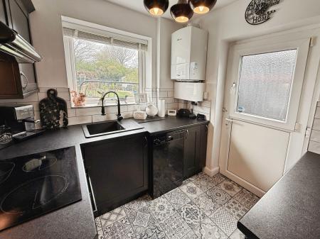 3 bedroom Semi-detached house for sale in New Road, Donnington, TF2