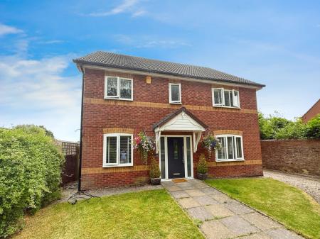 4 bedroom Detached house for sale in Stirchley Road, Stirchley, TF3