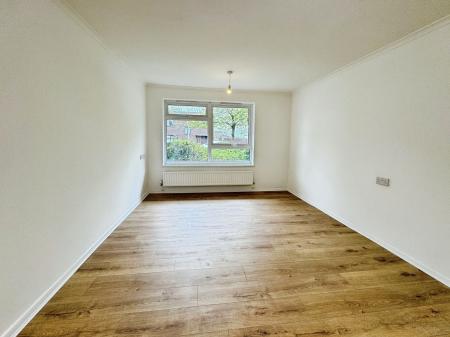 2 bedroom Flat for sale in Boulton Grange, Telford, TF3