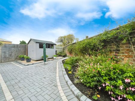 2 bedroom Detached bungalow for sale in The Lawns, Wellington, TF1