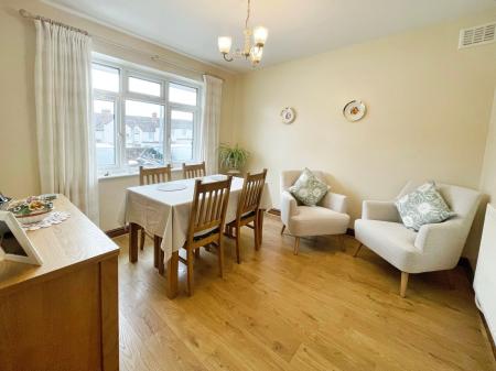 2 bedroom Detached bungalow for sale in The Lawns, Wellington, TF1