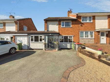 3 bedroom Semi-detached house for sale in Woodside Road, Ketley, TF1