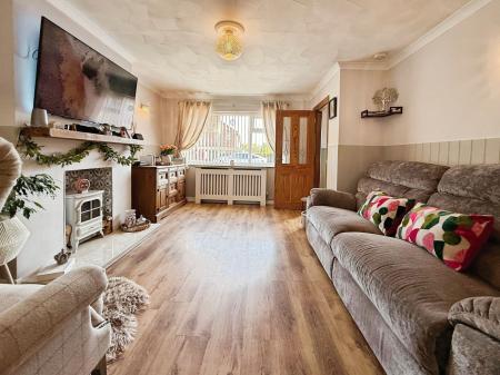 3 bedroom Semi-detached house for sale in Woodside Road, Ketley, TF1