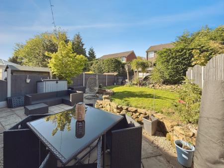 3 bedroom Semi-detached house for sale in Woodside Road, Ketley, TF1