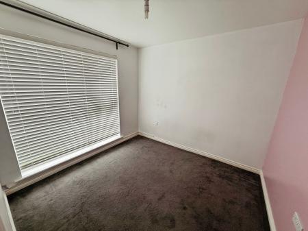 4 bedroom Terraced House for sale in Hendy Avenue, Ketley, TF1