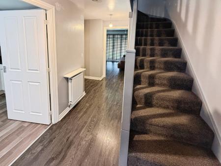 4 bedroom Terraced House for sale in Hendy Avenue, Ketley, TF1