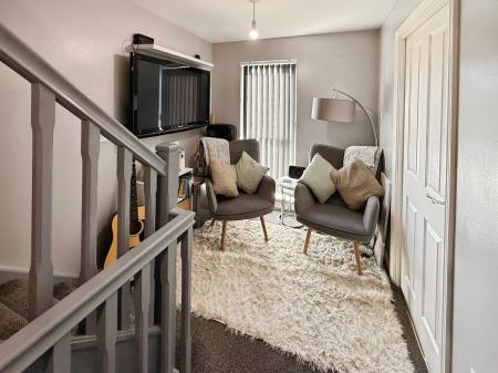 4 bedroom Terraced House for sale in Hendy Avenue, Ketley, TF1