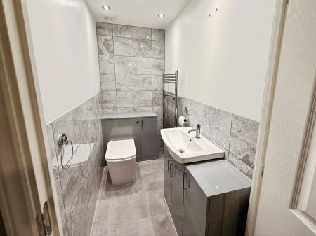 4 bedroom Terraced House for sale in Hendy Avenue, Ketley, TF1