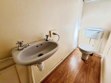 3 bedroom Semi-detached house to let in Beveley Road, Oakengates, TF2