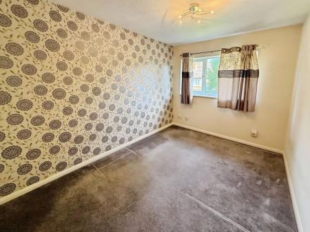 3 bedroom Semi-detached house to let in Beveley Road, Oakengates, TF2