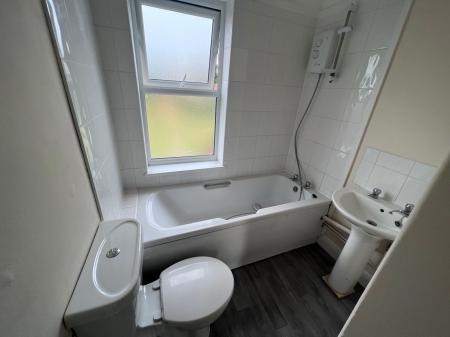 2 bedroom Detached house to let in Chapel Street, Dawley, TF4