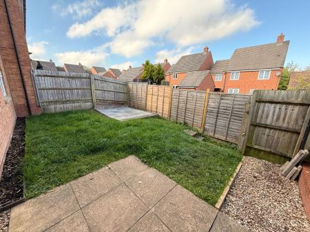 2 bedroom Flat to let in Elmwood Road, Arleston, TF1