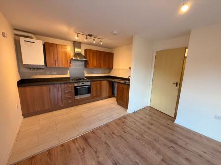 2 bedroom Flat to let in Elmwood Road, Arleston, TF1