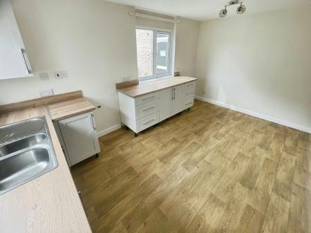 4 bedroom Terraced House to let in Wigmores, Telford, TF7