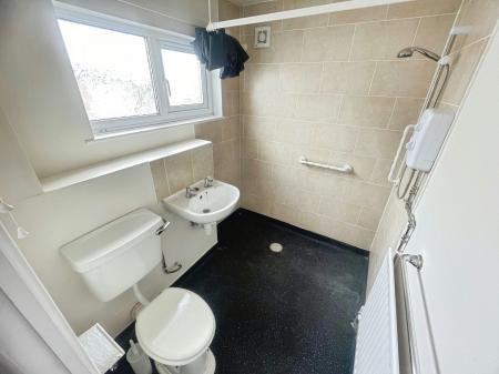 4 bedroom Terraced House to let in Wigmores, Telford, TF7