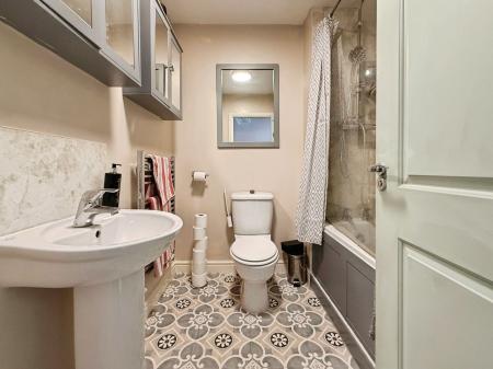 2 bedroom Terraced House for sale in Hoop Mill, Hadley, TF1