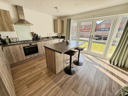 3 bedroom Semi-detached house for sale in Campanula Grove, Apley, TF1