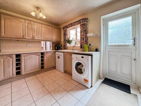 3 bedroom Detached house for sale in Grasmere Close, Priorslee, TF2