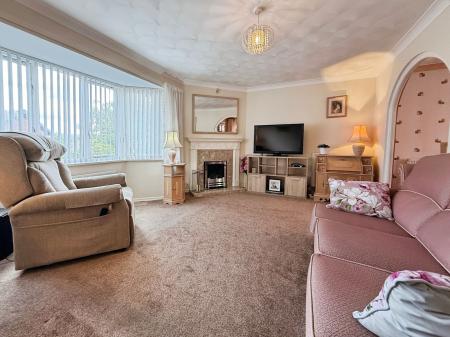 3 bedroom Detached house for sale in Grasmere Close, Priorslee, TF2