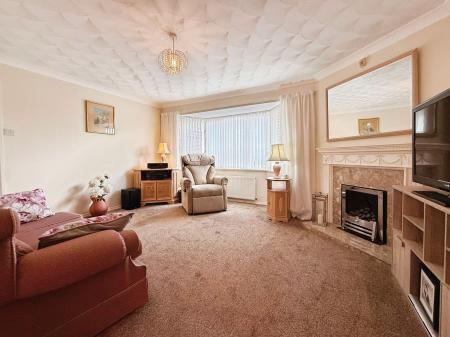 3 bedroom Detached house for sale in Grasmere Close, Priorslee, TF2