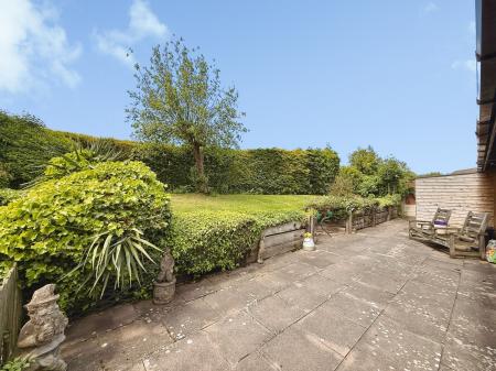 3 bedroom Detached house for sale in Grasmere Close, Priorslee, TF2