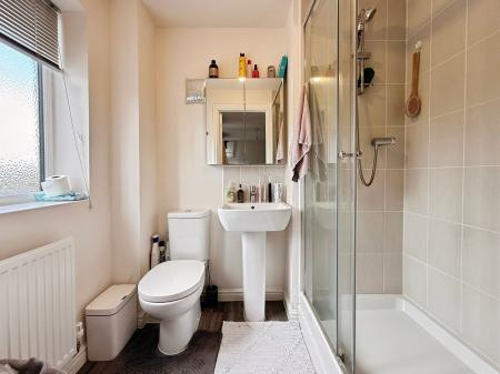 3 bedroom Semi-detached house for sale in Sandhole Crescent, Telford, TF3