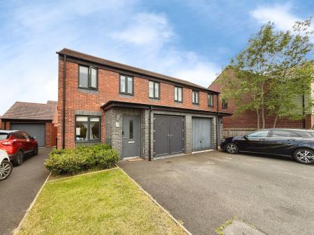 3 bedroom Semi-detached house for sale in Sandhole Crescent, Telford, TF3