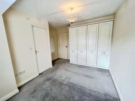 2 bedroom Terraced House to let in Manor Rise, Lichfield, WS14