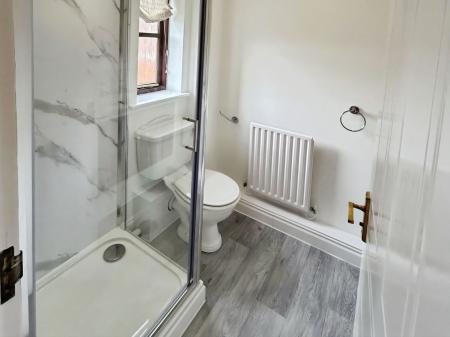 2 bedroom Terraced House to let in Manor Rise, Lichfield, WS14