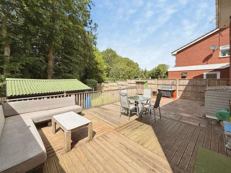 4 bedroom Detached house for sale in Thornton Park Avenue, Muxton, TF2