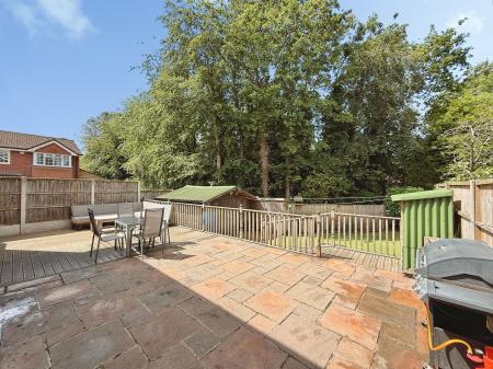 4 bedroom Detached house for sale in Thornton Park Avenue, Muxton, TF2