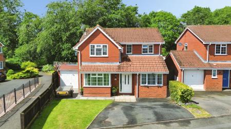 4 bedroom Detached house for sale in Thornton Park Avenue, Muxton, TF2