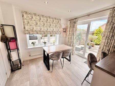 3 bedroom Detached house for sale in Brook Leasow, Redhill, TF2