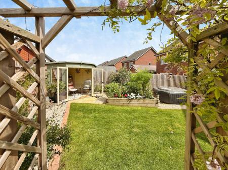 3 bedroom Detached house for sale in Brook Leasow, Redhill, TF2