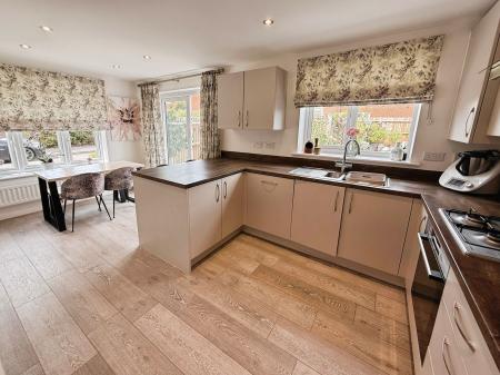 3 bedroom Detached house for sale in Brook Leasow, Redhill, TF2