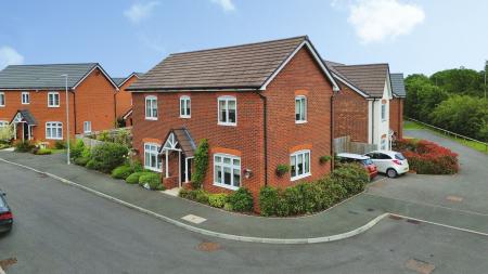 3 bedroom Detached house for sale in Brook Leasow, Redhill, TF2