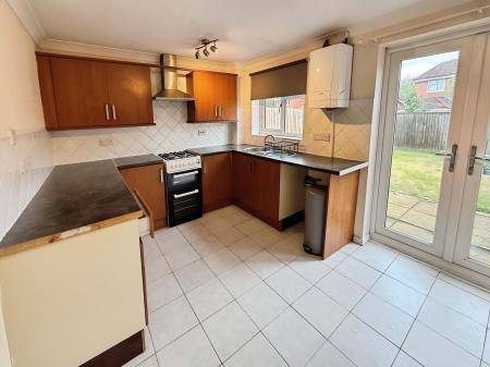 2 bedroom Semi-detached house to let in The Brambles, The Rock, TF3