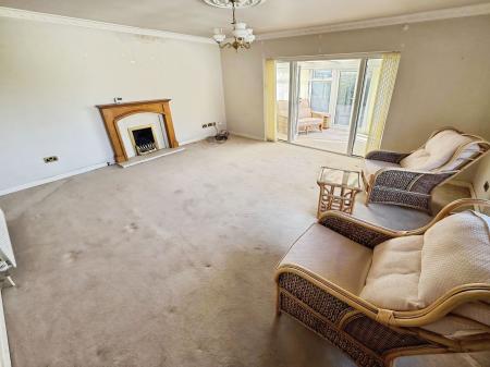 2 bedroom Detached bungalow for sale in Cumberledge Hill, Rugeley, WS15