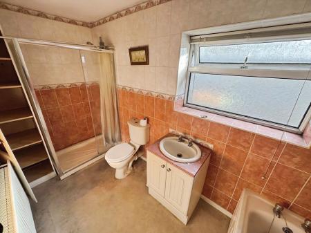 2 bedroom Detached bungalow for sale in Cumberledge Hill, Rugeley, WS15