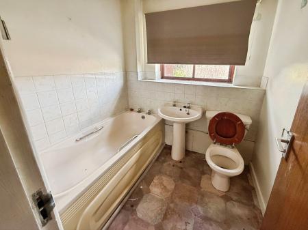 2 bedroom Terraced House for sale in Undertrees Close, Telford, TF1