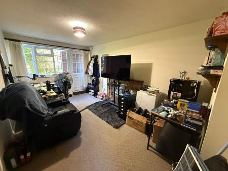 1 bedroom Ground floor maisonette for sale in Maybank Close, Lichfield, WS14