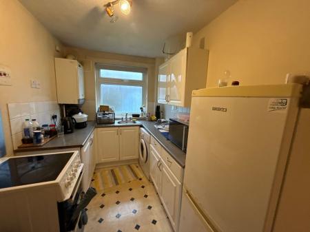 2 bedroom Flat to let in Dalford Court, Telford, TF3