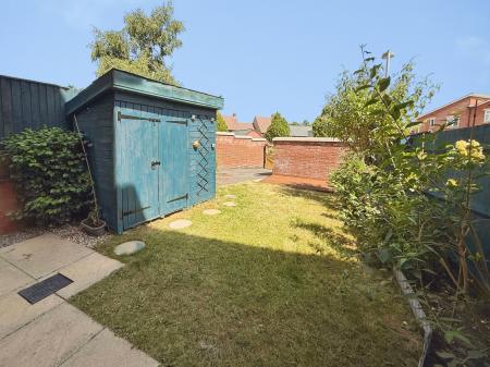 4 bedroom End of terrace house for sale in Pepper Mill, Lawley Village, TF4