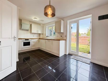 4 bedroom End of terrace house for sale in Pepper Mill, Lawley Village, TF4