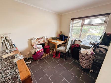 3 bedroom Terraced House for sale in Wrekin Drive, Donnington, TF2