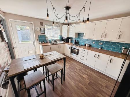 3 bedroom Semi-detached house for sale in Daker Row, Lawley Village, TF4