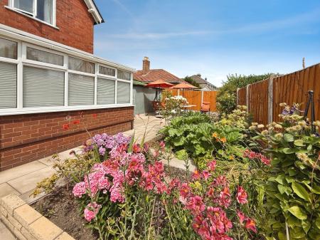 3 bedroom Detached house for sale in Wellington Road, Muxton, TF2