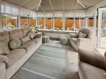 3 bedroom Detached house for sale in Wellington Road, Muxton, TF2
