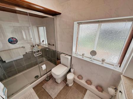 3 bedroom Detached house for sale in Wellington Road, Muxton, TF2