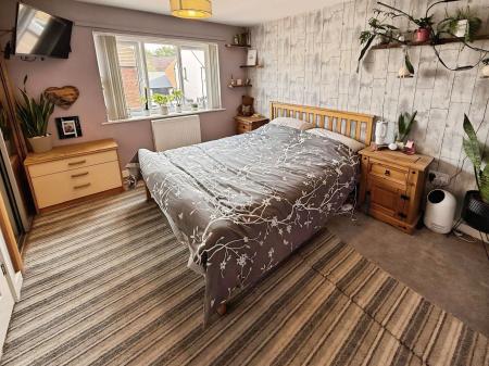 2 bedroom End of terrace house for sale in Bickerton Grove, Telford, TF3